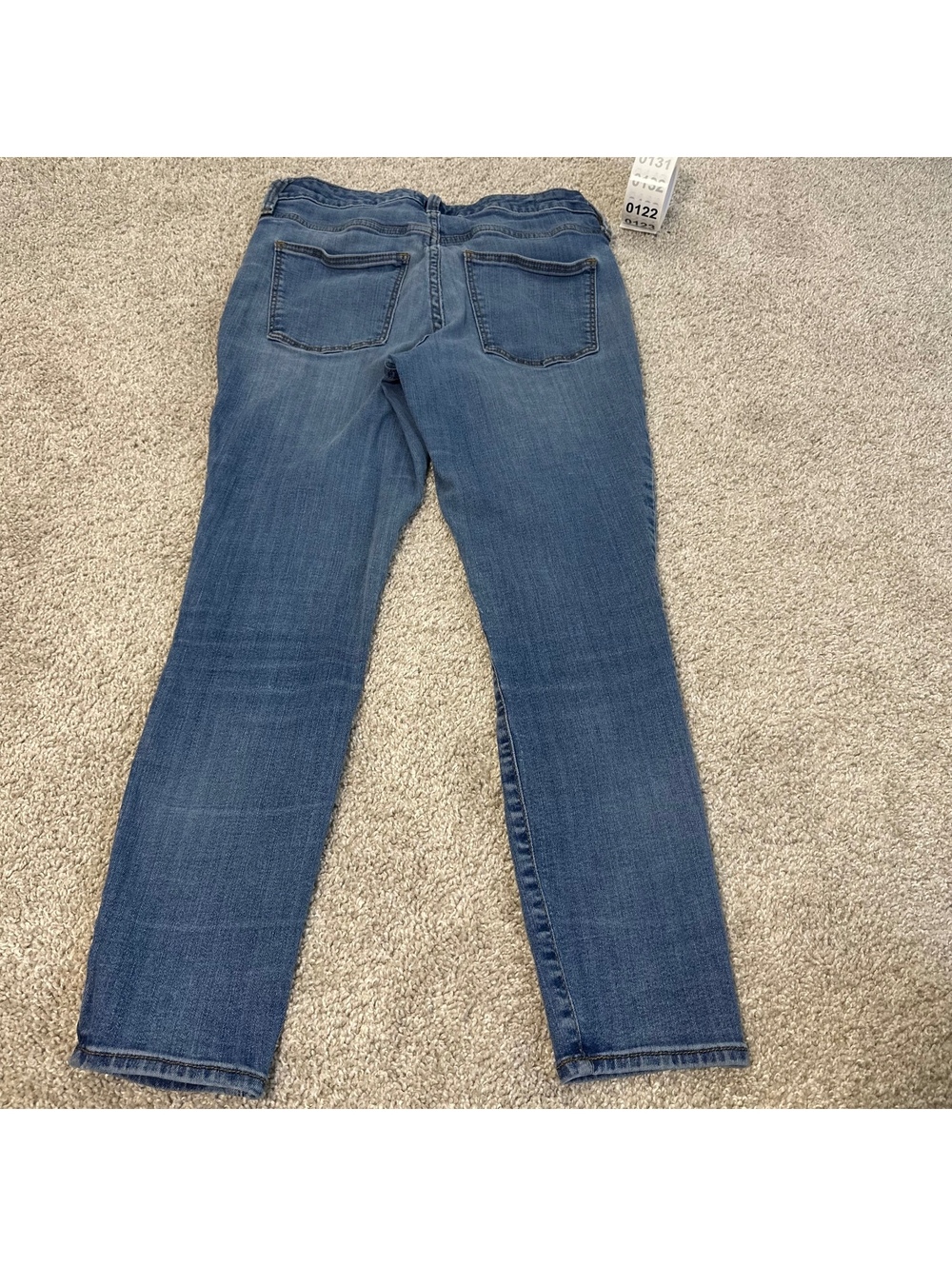 Universal Thread High Rise Skinny Jeans - Picture 2 of 4